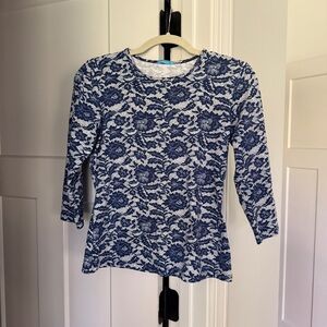 J. McLaughlin Catalina Blue Floral Lace Stretch Pullover Top‎